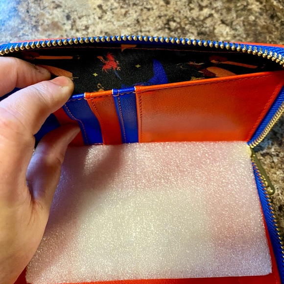 Loungefly Aladdin Lago Exclusive Wallet - Picture 3 of 6